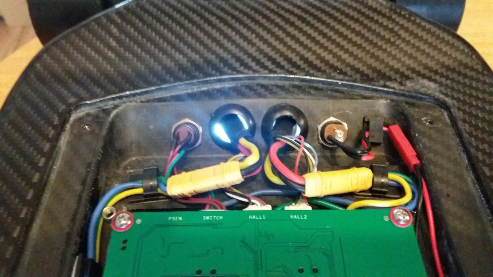 evolveboardno tape.jpg