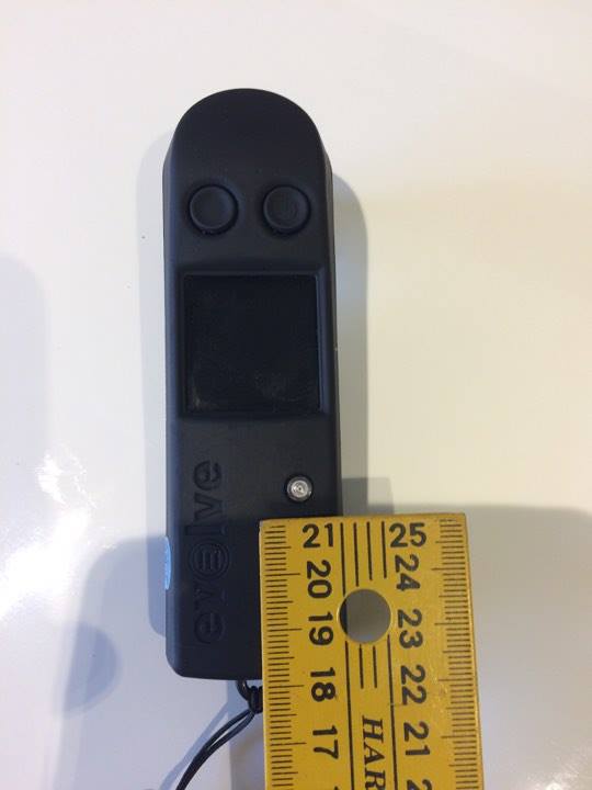 remote2.jpg