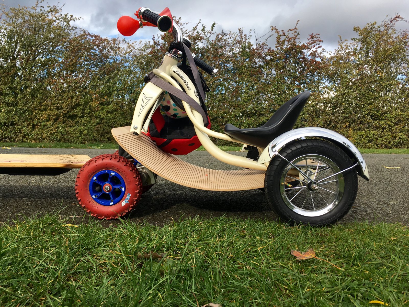 six-wheeler-side.jpg