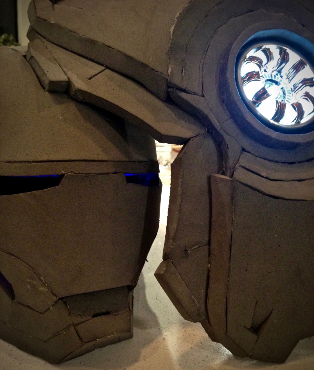 My suit <img src="styles/default/xenforo/clear.png" class="mceSmilieSprite mceSmilie13" alt=":)"...