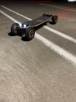 5F00B9C8-9045-4620-AAFD-1D398D8CDB9B