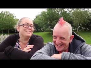Electric skateboards at Hardwick Country Park - Vlog #45